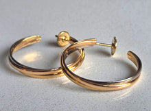 Load image into Gallery viewer, 2692: Vintage 18ct TRI Gold Yellow, Rose & White Gold Cartier Large Hooped Earrings- Pristine