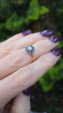 Load image into Gallery viewer, 6255 Vintage: 18ct Gold Diamond Blue Sapphires Daisy Ring