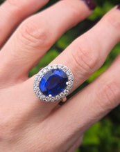 Load image into Gallery viewer, 2622: 18ct Gold Cornflower Blue Sapphire (10.65ct) Diamonds Diana Cluster Ring- Exceptional