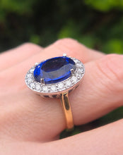 Load image into Gallery viewer, 2622: 18ct Gold Cornflower Blue Sapphire (10.65ct) Diamonds Diana Cluster Ring- Exceptional