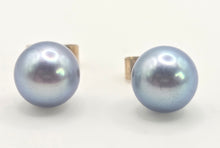 Load image into Gallery viewer, 3885: Vintage 9ct Gold Tahitian Cultured Pearl Stud Earrings