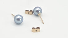 Load image into Gallery viewer, 3885: Vintage 9ct Gold Tahitian Cultured Pearl Stud Earrings