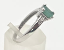 Load image into Gallery viewer, 0631- Vintage: 18ct White Gold Emerald Cut Emerald Diamonds Dress Ring