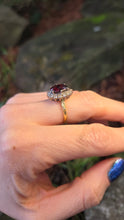 Cargar imagen en el visor de la galería, 2740: Vintage 18ct Gold Pyrope Garnet 14 Diamonds Diana Cluster Ring