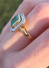 Load image into Gallery viewer, 2614- Vintage: 18ct Gold Emerald (4.33ct) Diamonds Ring - From 1998