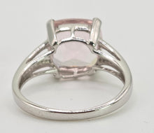 Load image into Gallery viewer, 2710: 9ct White Gold Pink Morganite Ring