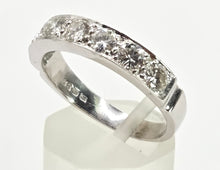 Load image into Gallery viewer, 2584: Vintage 18ct White Gold 7 x (0.25ct) Natural Diamonds Ring - 1.75ct Total- From 1974