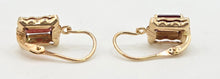 Cargar imagen en el visor de la galería, 2092: 18ct Gold Emerald Cut Almandine Garnet Stud Earrings