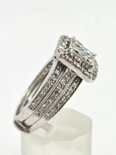 Load image into Gallery viewer, 2776 Vintage: 14ct White Gold 72 Natural Sparkling Diamonds (2.52ct) Statement Ring- Extraordinary