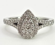 Load image into Gallery viewer, 2774: Vintage 18ct White Gold 55 Natural Diamonds Ring - Vera Wang Love Collection