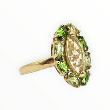 Load image into Gallery viewer, 2831 Vintage 9cxt Gold Citrines Diopsides Cluster Ring