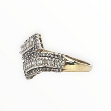 Load image into Gallery viewer, 2936 Vintage 9ct Gold Natural Sparkling Diamonds Bypass Ring