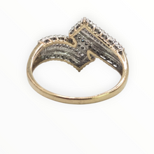 Load image into Gallery viewer, 2936 Vintage 9ct Gold Natural Sparkling Diamonds Bypass Ring