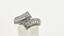 Load image into Gallery viewer, 2936 Vintage 9ct Gold Natural Sparkling Diamonds Bypass Ring