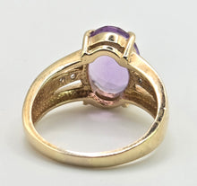 Load image into Gallery viewer, 2633 Vintage: 9ct Gold Lilac Amethyst Glacier Topaz Openwork Cocktail Ring