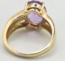 Load image into Gallery viewer, 2633 Vintage: 9ct Gold Lilac Amethyst Glacier Topaz Openwork Cocktail Ring
