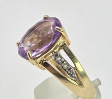 Load image into Gallery viewer, 2633 Vintage: 9ct Gold Lilac Amethyst Glacier Topaz Openwork Cocktail Ring