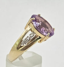 Load image into Gallery viewer, 2633 Vintage: 9ct Gold Lilac Amethyst Glacier Topaz Openwork Cocktail Ring