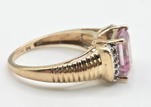 Load image into Gallery viewer, 2728 Vintage 9ct Gold Princess Cut Pink Topaz 10 Natural Diamonds Cocktail Ring