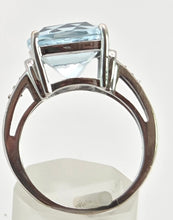 Load image into Gallery viewer, 2951: Vintage 14ct White Gold Blue Aquamarine (6.57ct) Diamonds Cocktail Ring