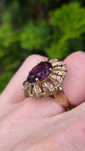 Load image into Gallery viewer, 2753: Vintage 14ct Gold Cabochon Amethyst Leaf Design Statement Ring