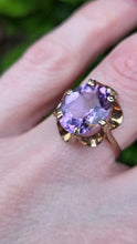 Load image into Gallery viewer, 1170: Vintage: 9ct Gold Lilac Amethyst Solitaire Ring