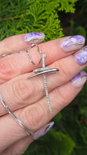 Load image into Gallery viewer, 2656: Vintage 9ct White Gold Necklace (40cm) & Diamonds Cross Pendant