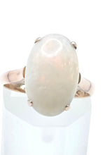 Load image into Gallery viewer, 2928- Vintage 14ct Gold Cabochon Cut White Opal Solitaire Ring