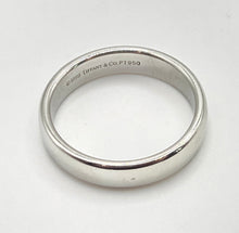 Load image into Gallery viewer, 2929: Vintage Tiffany & Co Platinum Wedding Band- Pristine with Tiffany box