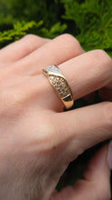 Load image into Gallery viewer, 2834: Vintage 9ct Gold Sparking Natural Diamonds Dress Ring