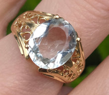 Load image into Gallery viewer, 2948: Vintage 14ct Gold Large Pale Blue Aquamarine (3.67ct) Openwork Cocktail Ring