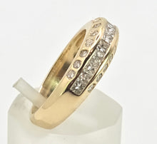 Load image into Gallery viewer, 2780: Vintage 18ct Gold 35 Natural Sparkling Diamonds (0.87ct) Ring