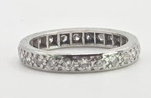 Load image into Gallery viewer, 2946: Vintage 18ct White Gold Natural Diamonds (1.2ct) Full-Eternity Ring
