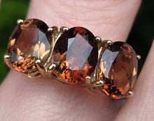 Load image into Gallery viewer, 6421 Vintage & Rare 9ct Gold Smokey Quartz Trilogy Ring