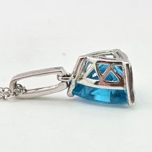 Load image into Gallery viewer, 2977: Vintage & Heavy 18ct White Gold Swiss Blue Topaz 5 Diamonds Pendant