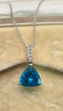 Load image into Gallery viewer, 2977: Vintage & Heavy 18ct White Gold Swiss Blue Topaz 5 Diamonds Pendant