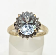Load image into Gallery viewer, 2849 Vintage 9ct Gold Blue Aquamarine 16 Natural Diamonds Cluster Ring