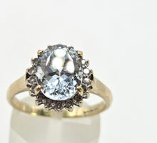 Load image into Gallery viewer, 2849 Vintage 9ct Gold Blue Aquamarine 16 Natural Diamonds Cluster Ring