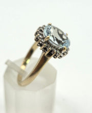 Load image into Gallery viewer, 2849 Vintage 9ct Gold Blue Aquamarine 16 Natural Diamonds Cluster Ring