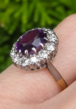 Load image into Gallery viewer, 6397: Vintage: 18ct Gold Platinum Amethyst Diamonds Cluster Ring