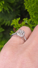 Load image into Gallery viewer, 9036 Vintage: Art Deco Style Platinum 35 Natural Sparkling Diamonds (0.77ct) Ring