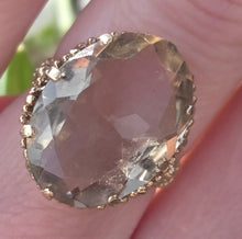 Load image into Gallery viewer, 2987: Vintage: 9ct Gold Pale Green Quartz Statement Cocktail Ring