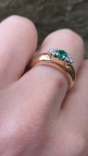 Load image into Gallery viewer, 2078 Vintage; 18ct Gold Emerald & Natural Diamonds Trefoil Set Ring