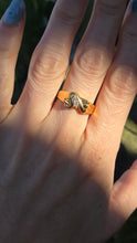 Load image into Gallery viewer, 6444: Vintage: 22ct Gold Twin Natural Diamonds Fancy Signet Ring