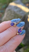 Load image into Gallery viewer, 2664: Vintage 9ct Gold Amethyst Stud Earrings
