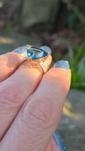 Load image into Gallery viewer, 2859: Vintage 9ct Yellow God Trillion Cut Ocean Blue Spinel Cocktail Ring