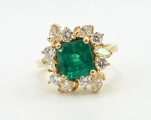 Load image into Gallery viewer, 3014 Vintage 18ct Gold Emerald (2.42ct) Diamonds (1.5ct) Cluster Ring