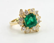 Load image into Gallery viewer, 3014 Vintage 18ct Gold Emerald (2.42ct) Diamonds (1.5ct) Cluster Ring