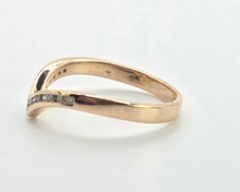 Load image into Gallery viewer, 2839: 18ct Gold 15 Diamonds Wishbone Dress/Stacker Ring