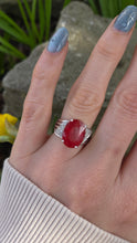 Load image into Gallery viewer, 2892: Vintage 18ct White Gold Padparadscha Sapphire (6.84ct) Diamonds Cluster Cocktail Ring